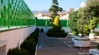 Villa in Caudete photo 8