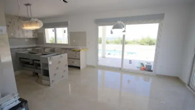 Chalet in El Pinós - Pinoso photo 17
