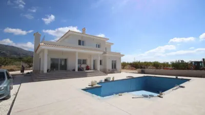 Chalet in El Pinós - Pinoso photo 25