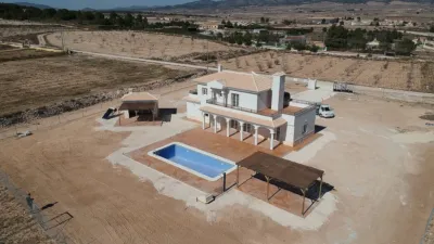 Chalet in El Pinós - Pinoso photo 37