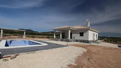 Chalet in El Pinós - Pinoso photo 5