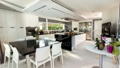 Villa in Castelldefels photo 10