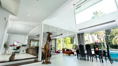 Villa in Castelldefels photo 8