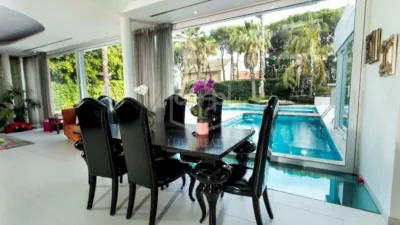 Villa in Castelldefels photo 9