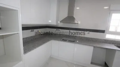 Chalet in El Pinós - Pinoso photo 6