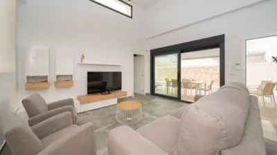 Casa – Daya Nueva - Vista 3