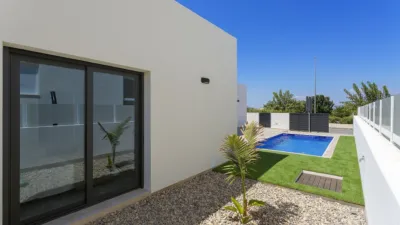 Casa – Daya Nueva, Barrio La Bodega - Més