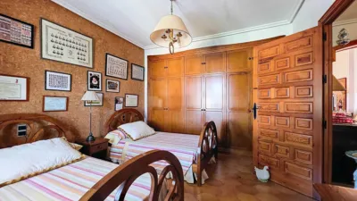 Chalet in Elda photo 37