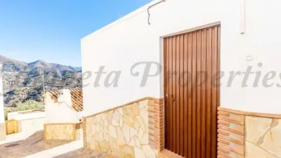 House in Sayalonga photo 11