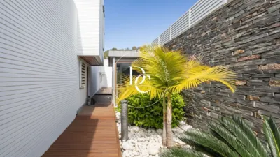 Duplex in Can Girona-Terramar-Vinyet photo 37