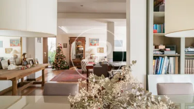 House in Centre photo 8