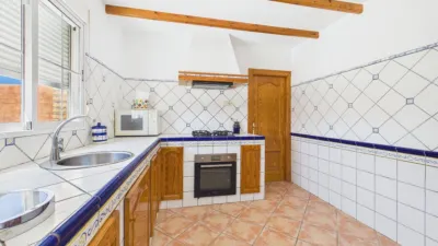 Chalet in Albatera photo 8