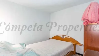 House in Canillas de Albaida photo 12
