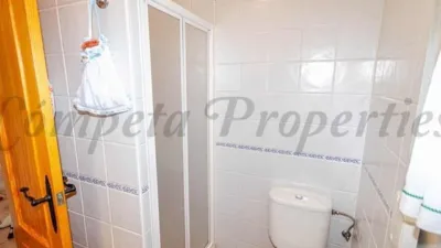 House in Canillas de Albaida photo 13