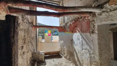 House in Sierro photo 8