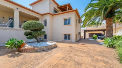 Chalet in La Fustera photo 18