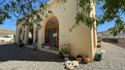 Villa in Albanchez photo 2