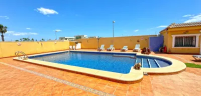 Chalet in Los Balcones-Los Altos-Punta Prima photo 17