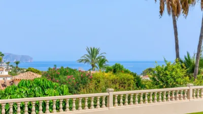 Chalet in La Fustera photo 10