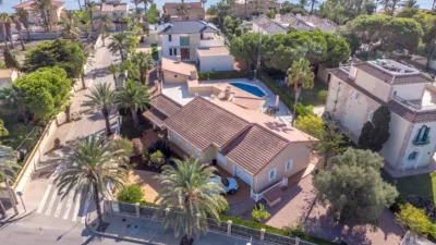 Chalet en Cabo Roig-La Zenia-La Regia photo 3
