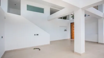 Apartment in La Mairena photo 9