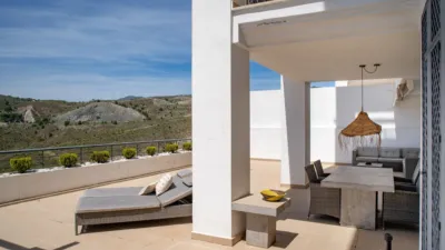 Apartamento en Benahavís photo 11