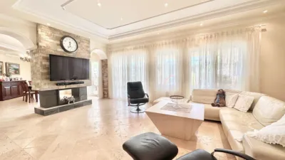 Villa in Villanueva del Rosario photo 3
