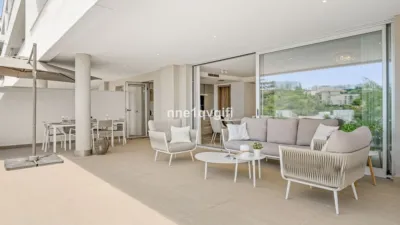 Apartamento en Benahavís photo 2