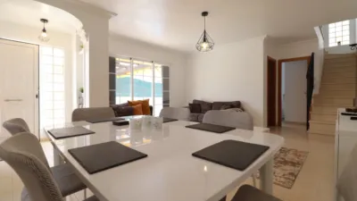 Casa – Los Montesinos - Més