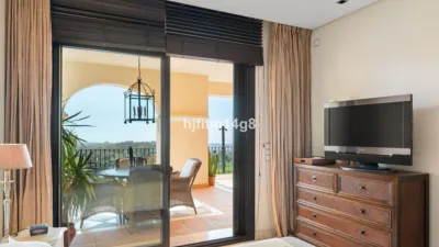 Apartamento en Benahavís photo 12