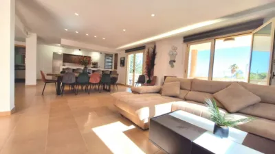 Villa in Canuta photo 3
