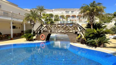 Apartment in La Fustera photo 20