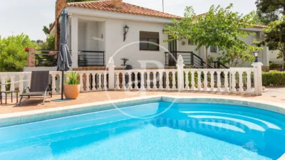 Casa en Chiva photo 2