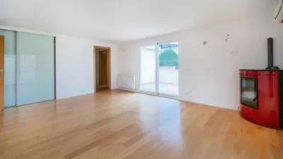 House in Urbanizations photo 16