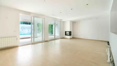 House in Urbanizations photo 9