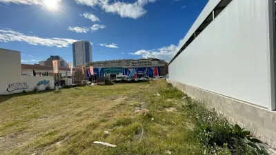 Terreno en venta en Las Adelfas-Benicolada-Garduix - Más