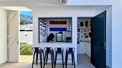 Casa – Dénia, Barri Saladar - Más