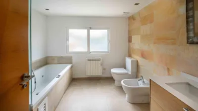 House in Urbanizations photo 25