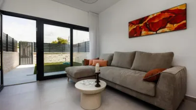 Pis – la Vila Joiosa / Villajoyosa, Urbanització Gasparot, la Marina Baixa - Més
