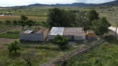 Terreno en venta en El Pinós - Pinoso - Más