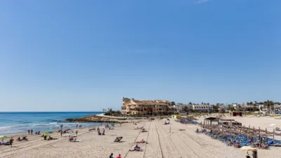 Chalet in Cabo Roig-La Zenia-La Regia photo 7
