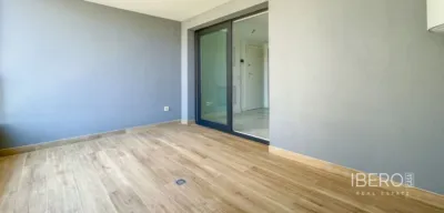 Pis – Orihuela, Urbanización Horizonte - Més