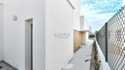 Casa – Los Montesinos - Més