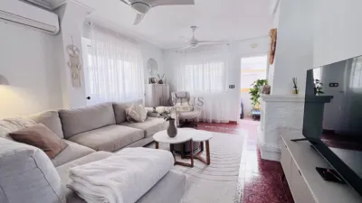 Casa – Orihuela, Urbanización La Florida - Més