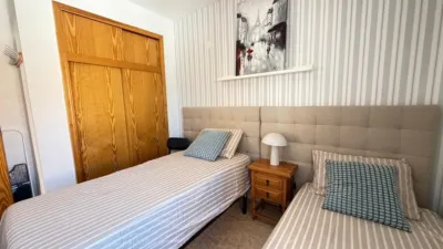 Pis – Orihuela, Urbanización Villacosta I, Villa Martín - Més