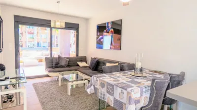 Apartment in Las Filipinas-Villamartín-Canal Norte photo 4