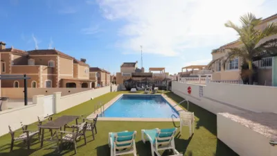 House in Las Filipinas-Villamartín-Canal Norte photo 2