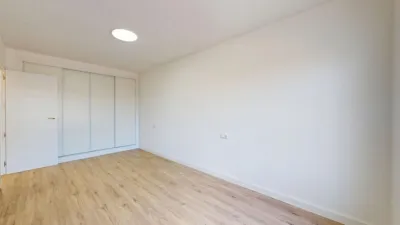 Apartment in Las Filipinas-Villamartín-Canal Norte photo 16