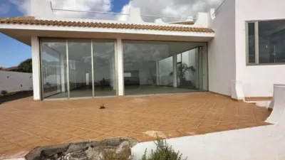 House in Triquivijate photo 3