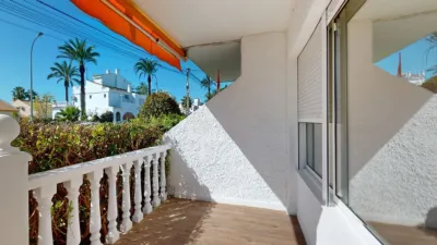 Apartment in Las Filipinas-Villamartín-Canal Norte photo 33